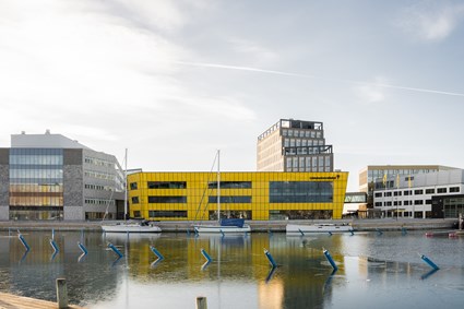 Skanska fick i uppdrag att hyra ut, bygga nytt och bygga om vid Linnéuniversitet i Kalmar.