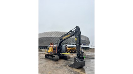 Elektrisk bandgrävare i produktion i Slakthusområdet.