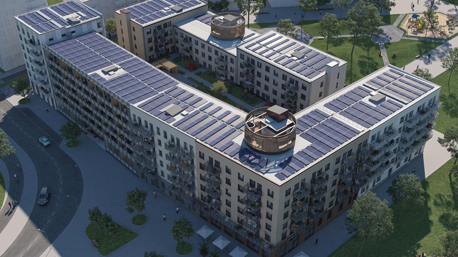 För att nå upp till de satta hållbarhetskraven byggs en 1 400 kvadratmeter stor solcellsanläggning på fastighetens tak. Solcellerna täcker 72 procent av takytan. Hustak med solcellansläggning.