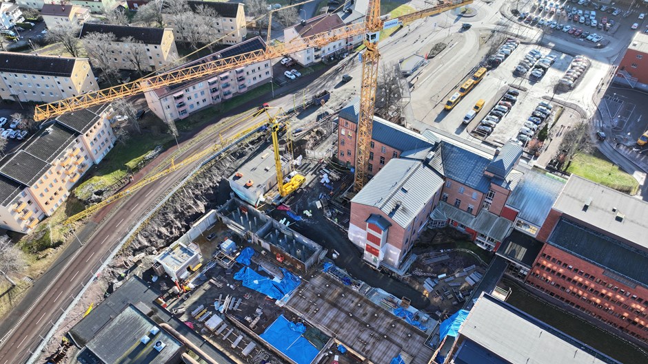 Flygbild över markarbeten som Skanska gjort under bygget av det nya mottagningshuset på Nya CSK i Karlstad.