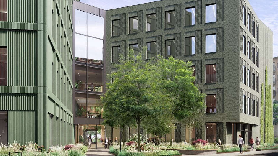 Fasad med många fönster.