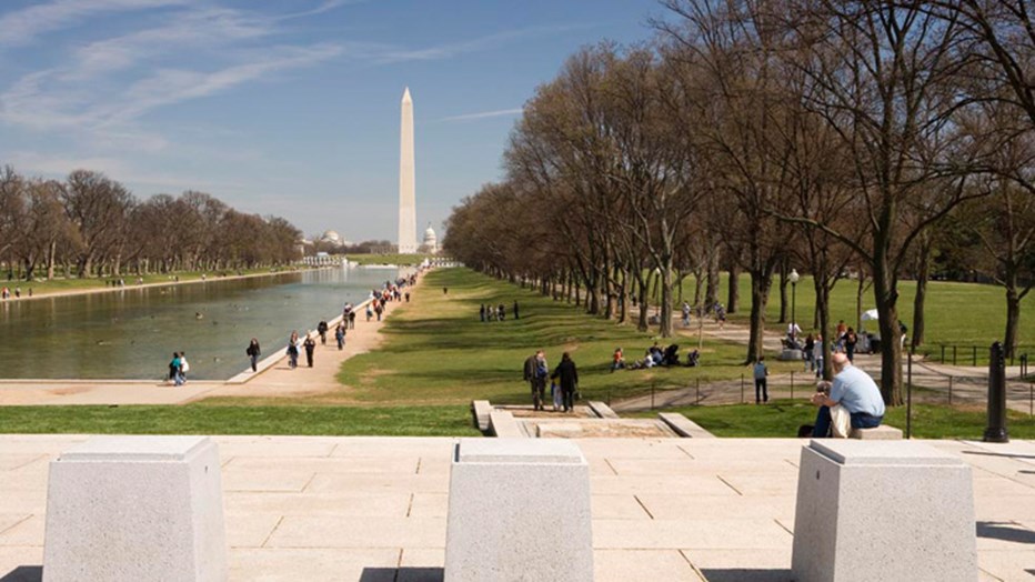 The Lincoln Memorial East Plaza Barrier System The Lincoln Memorial East Plaza Barrier System