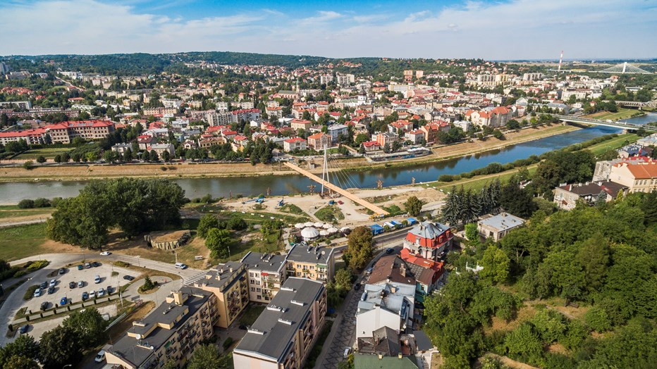 A pedestrian & cyclist bridge A pedestrian & cyclist bridge
