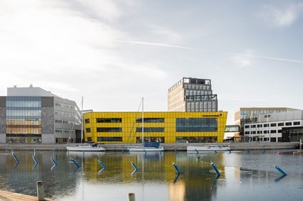 Skanska fick i uppdrag att hyra ut, bygga nytt och bygga om vid Linnéuniversitet i Kalmar.