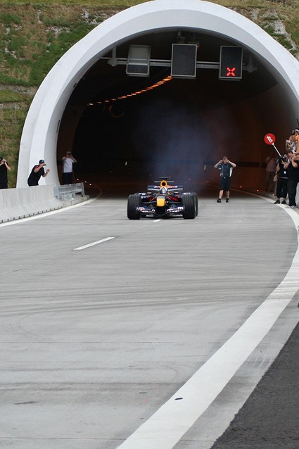 Tunnel Sitina 4