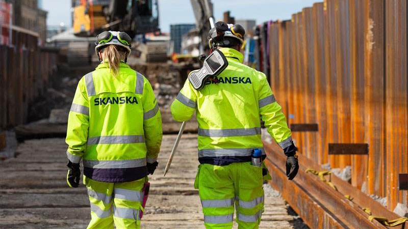 Två Skanska-medarbetare i projekt Packhuskajen i Göteborg.