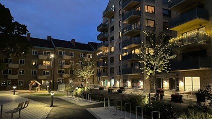 Amiralitetsgatan ligger i det gamla kulturområdet Majorna i Göteborg.