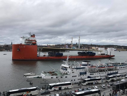 It is finally here. Welcome Stockholm's golden bridge!