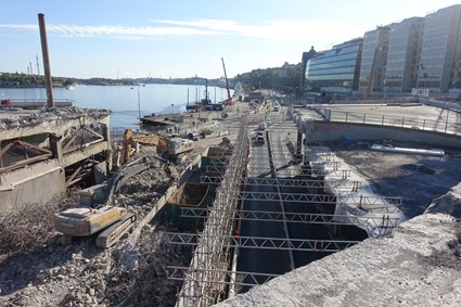 Demolition of the Södra Järngraven area near the bus terminal, September 2016.