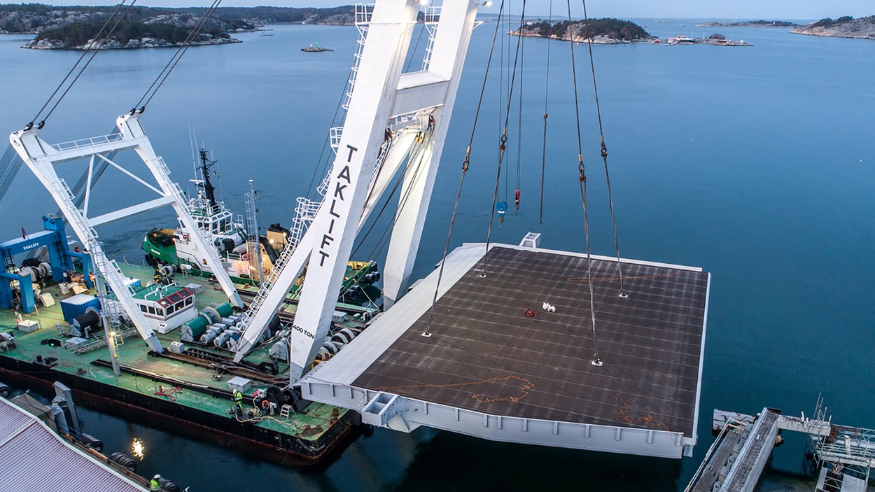 Torskholmen färjeläge monteringa av ramp Strömstad