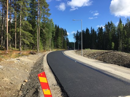 Totalt har vi byggt fyra gator, vägar, gång- och cykelvägar, en skidport med tillhörande elljusspår och övrig infrastruktur.