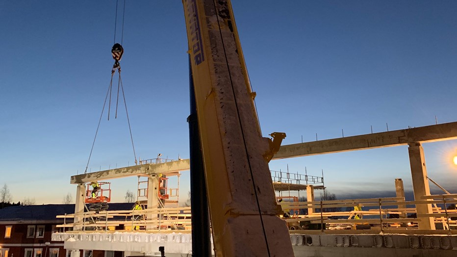Att tidplanen är tajt har påverkat materialvalet och valet av stomme. Att tidplanen är tajt har påverkat materialvalet och valet av stomme.