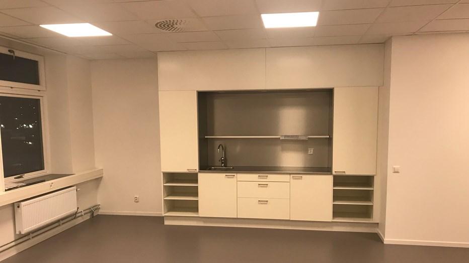 Vi har monterat nya moderna kök. Vi har monterat nya moderna kök.