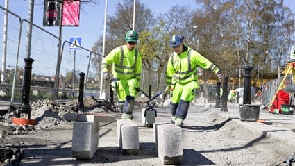 Vi har totalt byggt om fem hållplatser på Djurgården och en inne i city.