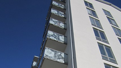 I husen använde vi en ny typ av fasad med högpresterande isolering. 