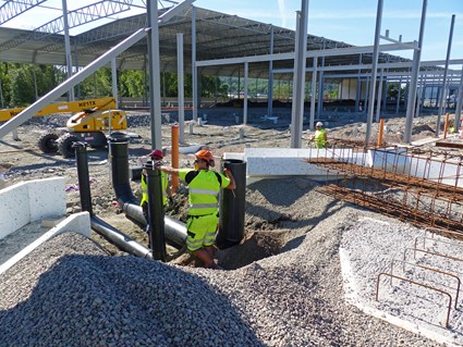 Byggprocessen gick snabbt efter grundläggningsarbetet.