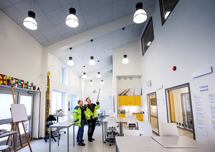 Spekerödskolan är certifierad enligt Miljöbyggnad silver som tar hänsyn till olika indikatorer för energianvändning, innemiljö och material.