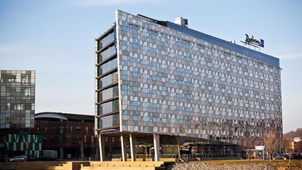 Radison Blu Riverside Hotel.