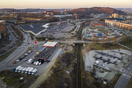 Skanska bygger ett nytt dubbelspår till Hamnbanan.