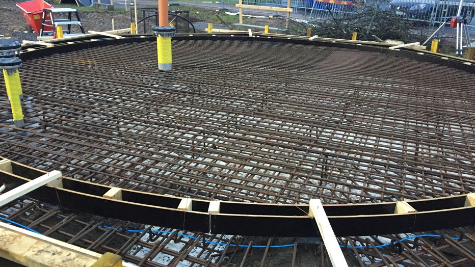 Vi arbetar med noga genomtänkt planering och logistik av arbetsplatsen. Vi arbetar med noga genomtänkt planering och logistik av arbetsplatsen.