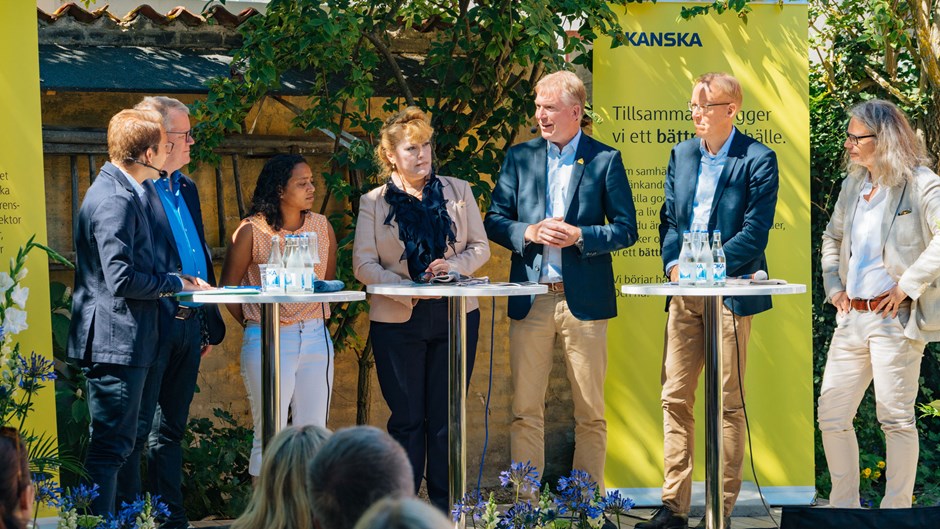 Gunnar Hagman deltog i ett seminarium där Skanskas vision för Västerås 2070 lanserades. Övriga på bilden: Christoffer Järkeborn, Skanska Sverige (moderator), Anders Teljebäck (S), KSO Västerås, Anna Hård af Segerstad (M), Oppositionsråd, Västerås, Minoo Akhtarzand, Landshövding i Västmanland, Johan Söderström, Vd, ABB samt Johnnie Pettersson, Vd, Archus.