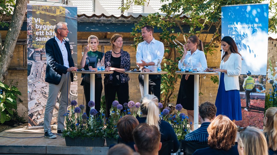 I Skanskas bostadsseminarium hade vi glädjen att utöver vår vd Johan Karlström, ha med Anna König Jerlmyr (m), oppositionsråd Stockholm, Åsa Dahlin, Hållbarhetskommissionen, Anders Ygeman (s), inrikesminister, Maria Arneng, generalsekreterare Läxhjälpen, Sofia Kacim, moderator.