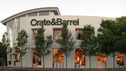 Crate & Barrel needed new stand-alone retail stores across the U.S. Skanska provided construction management services to build over 10 stores and maintain their brand with specialized, high-end finishes.