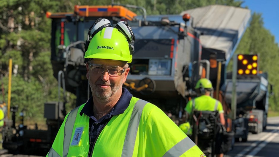 Sören Carlsson är hjärnan bakom uppfinningen som hjälper vägarbetarna att ”trycka bort” trafiken.