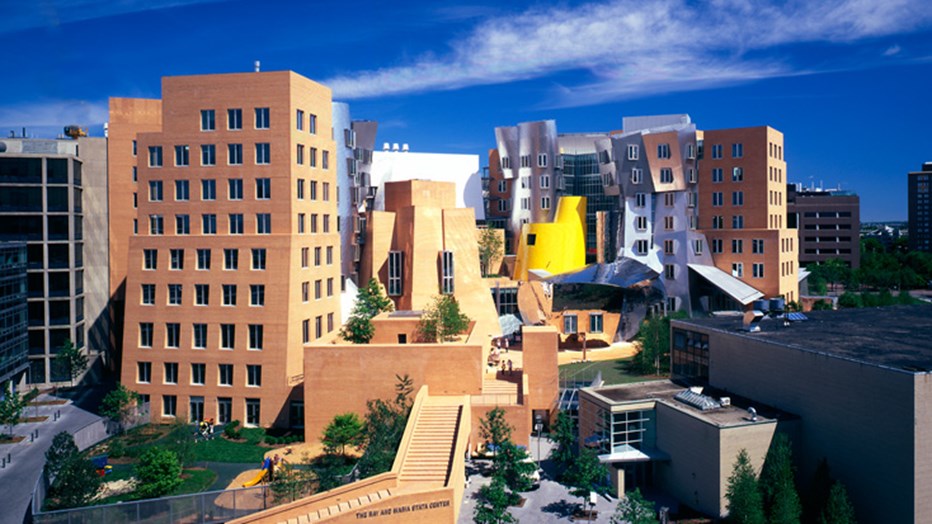 MIT Stata Center MIT Stata Center