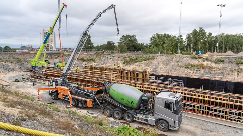 The Green concrete from Skanska can now be used in infrastructure projects. The Green concrete from Skanska can now be used in infrastructure projects.