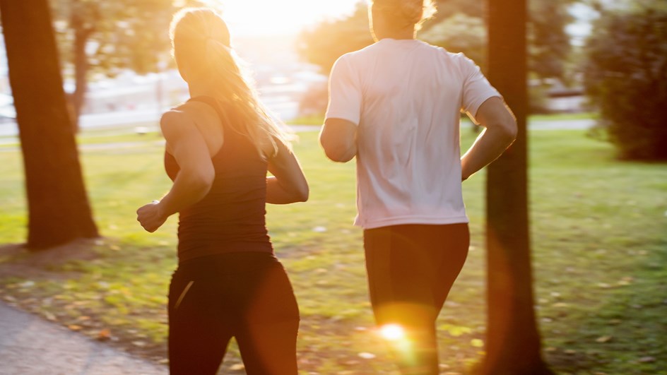 Joggande personer
