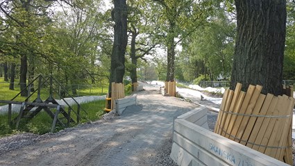 Nationalstadsparken ligger mellan Ulriksdal i norra Stockholm och Fjäderholmarna i södra Stockholm.