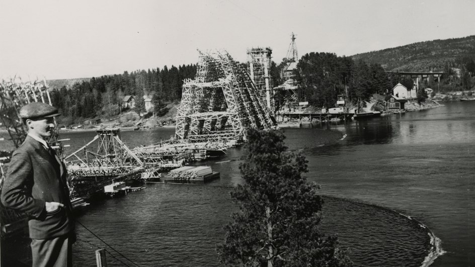 Vy över brobygget Sandöbron 1941 kopiera