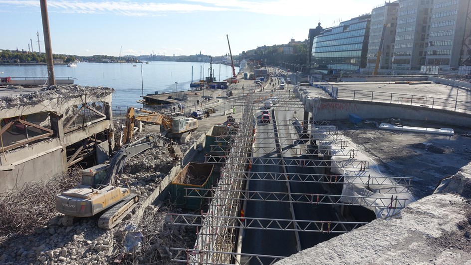 Rivning Södra Järngraven nära bussterminalen september 2016.