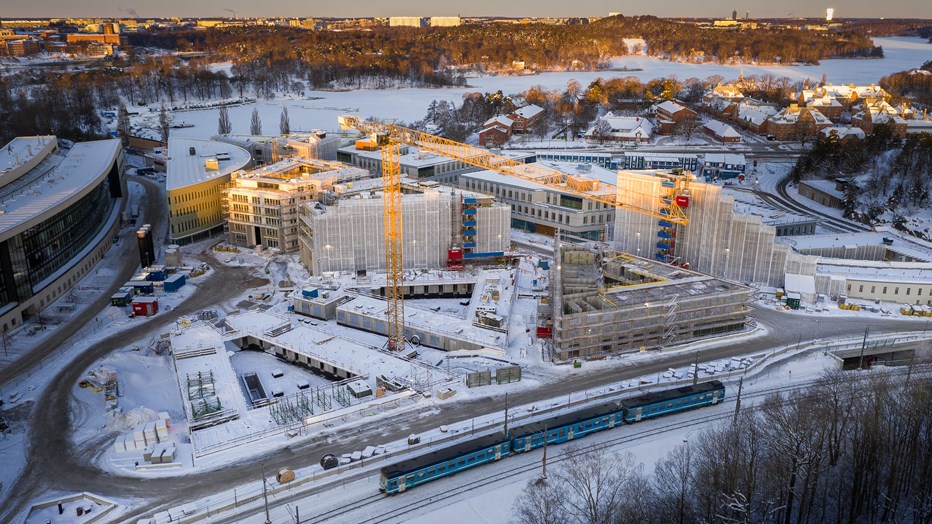 Hus 4 och hus 2 var färdiga för inflyttning i mars 2021. Hus 1 stod färdigt året efter, i mars 2022. Hus 4 och hus 2 var färdiga för inflyttning i mars 2021. Hus 1 stod färdigt året efter, i mars 2022.