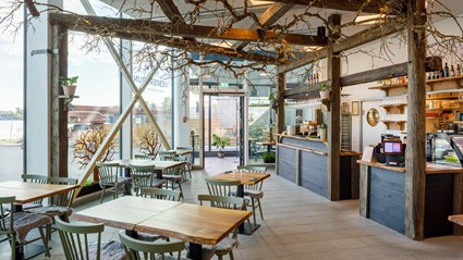 Utöver kontorslokaler kommer huset också inrymma en cafédel.