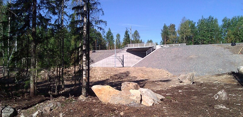 Betongbro Gr&#228;ngesberg