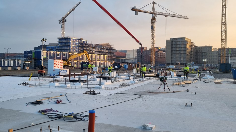 Byggarbetsplats där man ser grunden till Malmö Citadellsgymnasium.