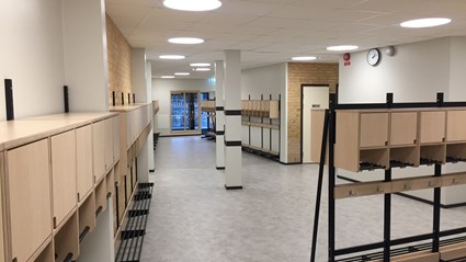 Kapprummet rymmer många barn.