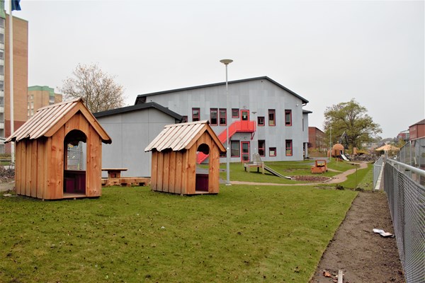 Grönebo förskola fotad utifrån.
