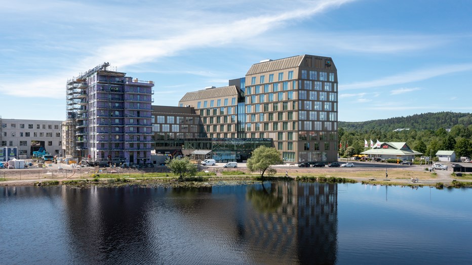 Kontorsfastigheten Dialogen i Jönköping belägen intill Munksjön, inhyser Jordbruksverket och Skogsstyrelsen.