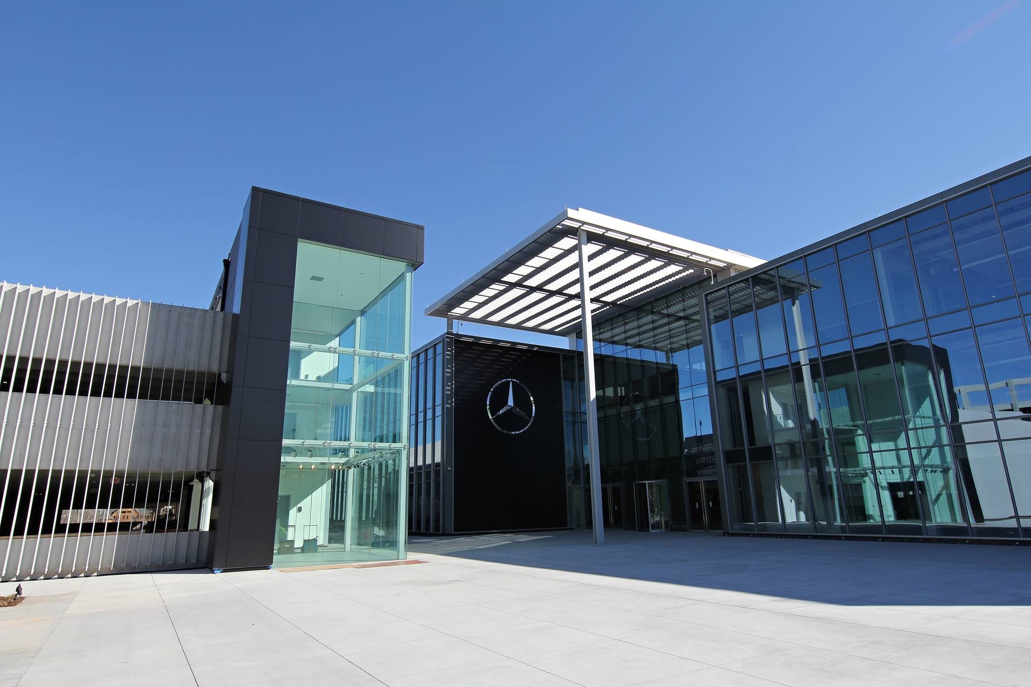 Mercedes Benz Usa Llc U S Headquarters Skanska Se